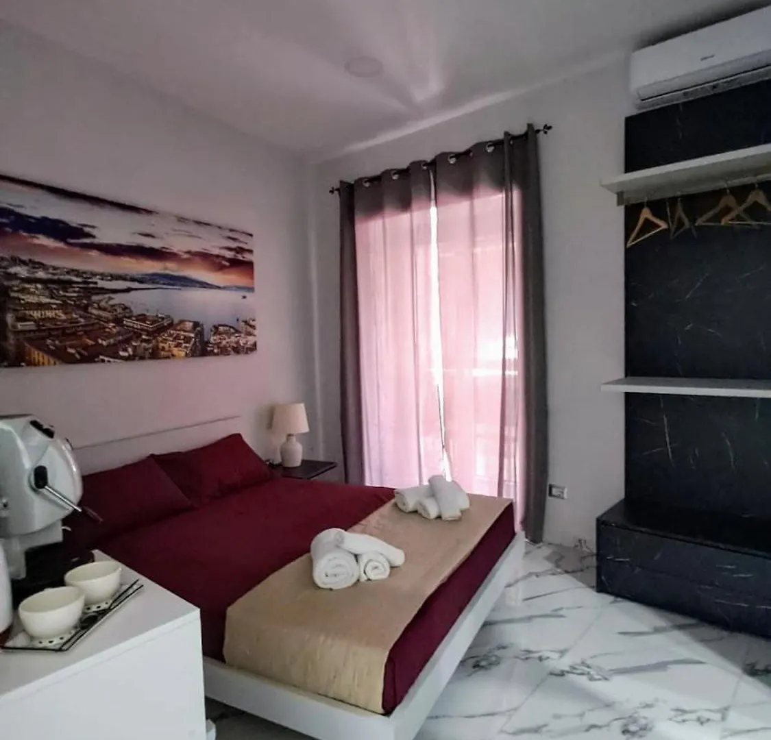 La Finestra Sul Borgo Hotel Naples Guest house