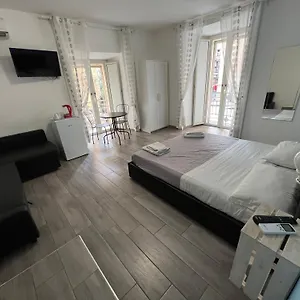 Guest house Vibes, Naples